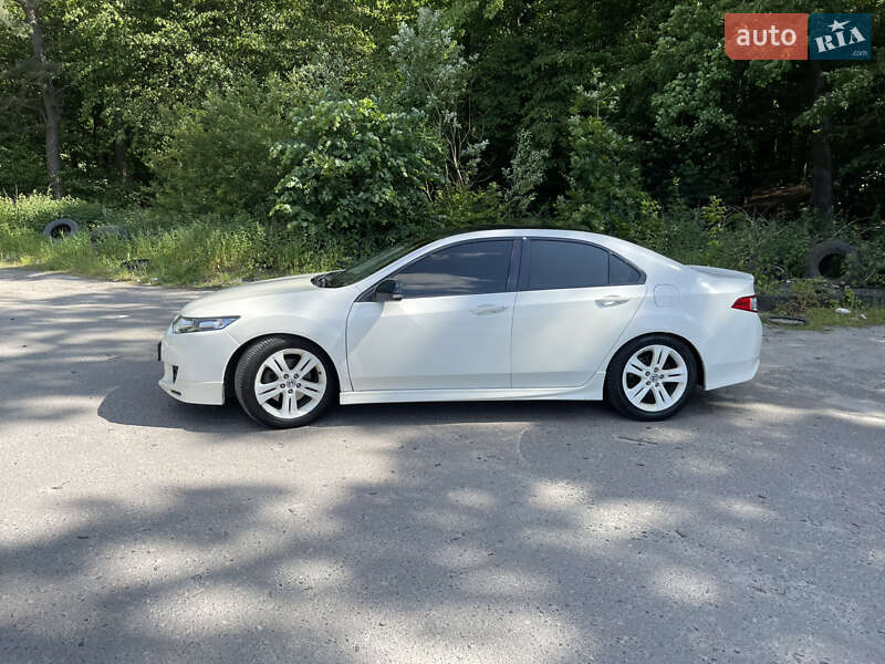 Седан Honda Accord 2008 в Львові