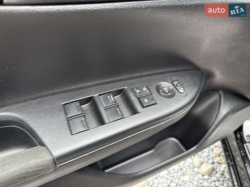 Седан Honda Accord 2015 в Стрые