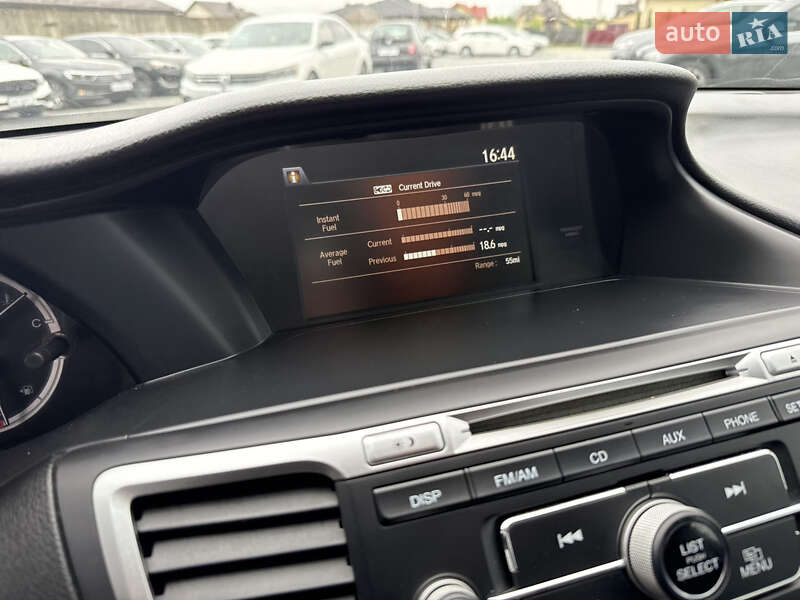 Седан Honda Accord 2015 в Стрые