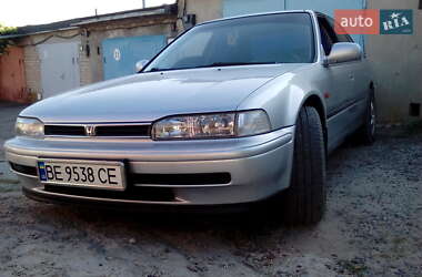 Седан Honda Accord 1993 в Южноукраинске