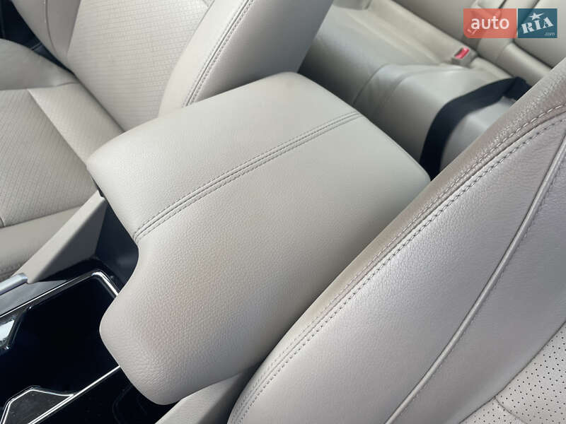 Седан Honda Accord 2016 в Киеве