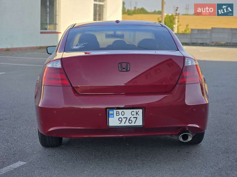 Купе Honda Accord 2010 в Тернополе