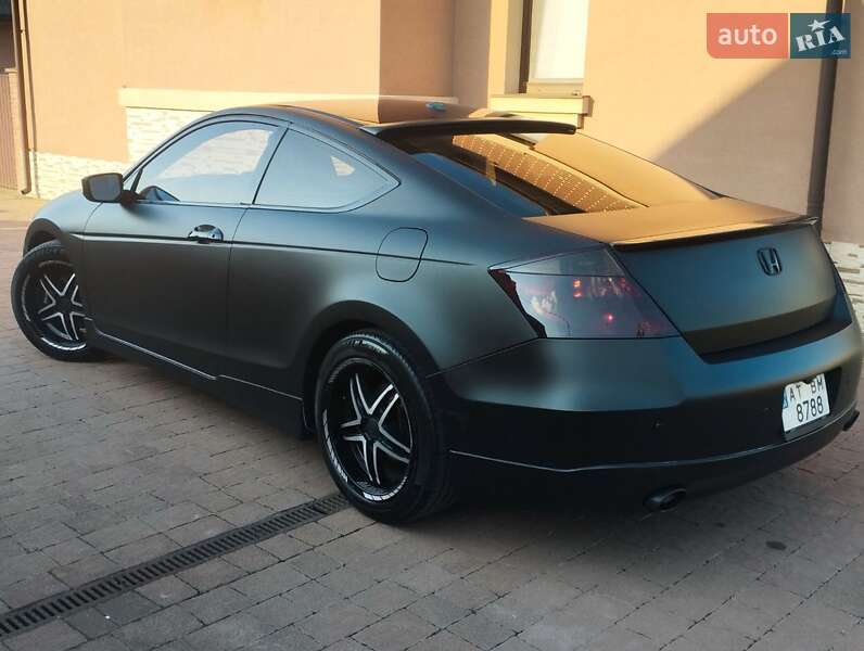 Купе Honda Accord 2008 в Калуше
