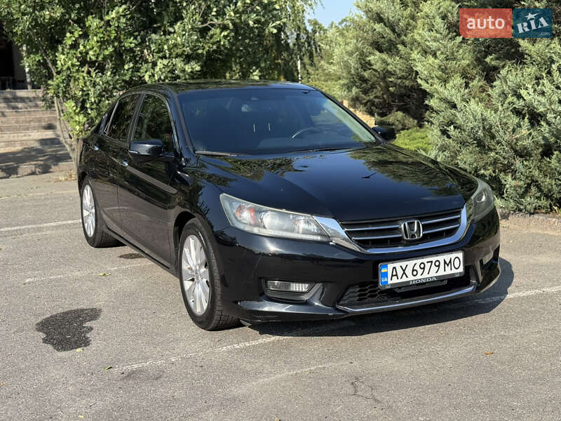 Седан Honda Accord 2015 в Харькове