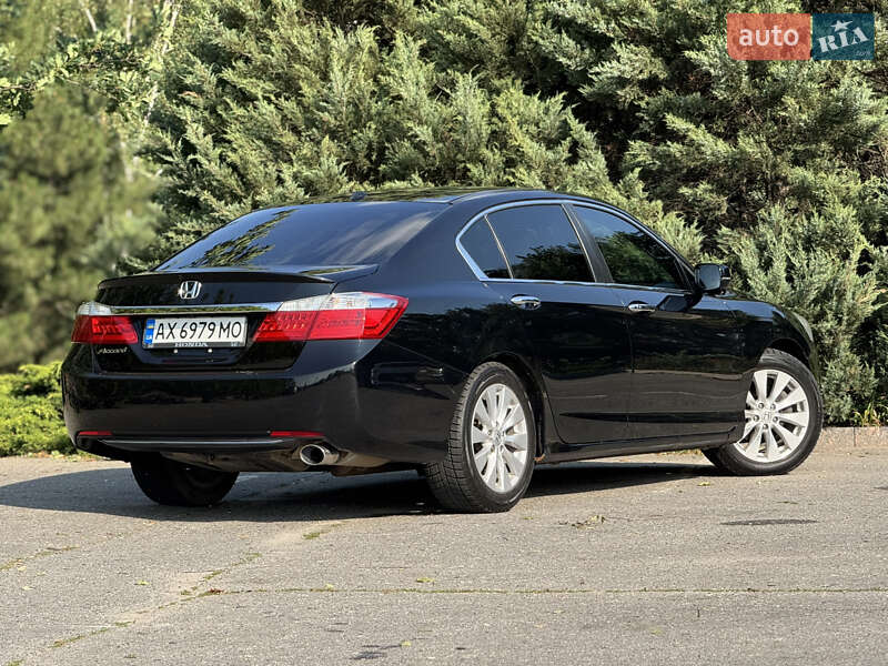 Седан Honda Accord 2015 в Харькове