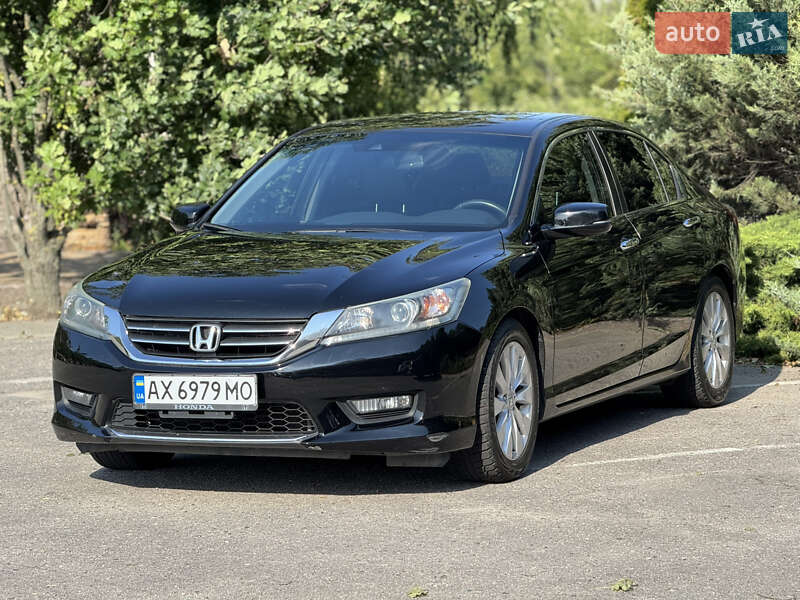 Седан Honda Accord 2015 в Харькове