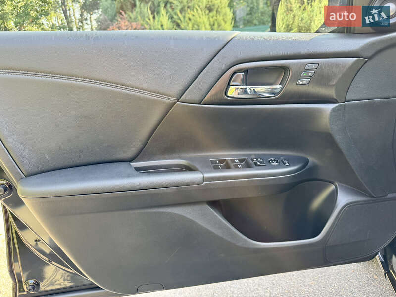 Седан Honda Accord 2015 в Харькове