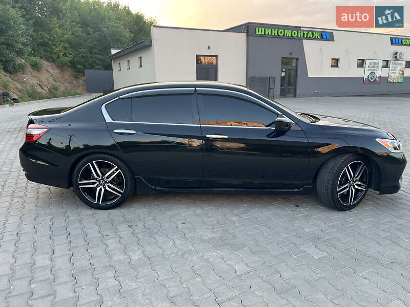 Седан Honda Accord 2017 в Николаеве