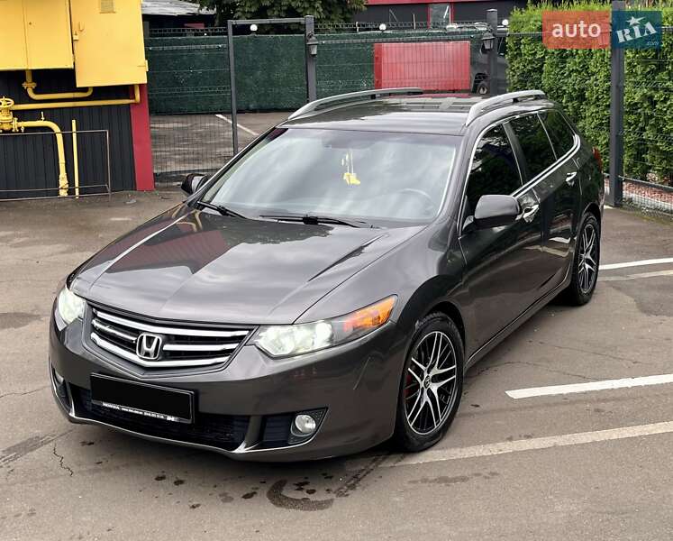 Универсал Honda Accord 2008 в Киеве