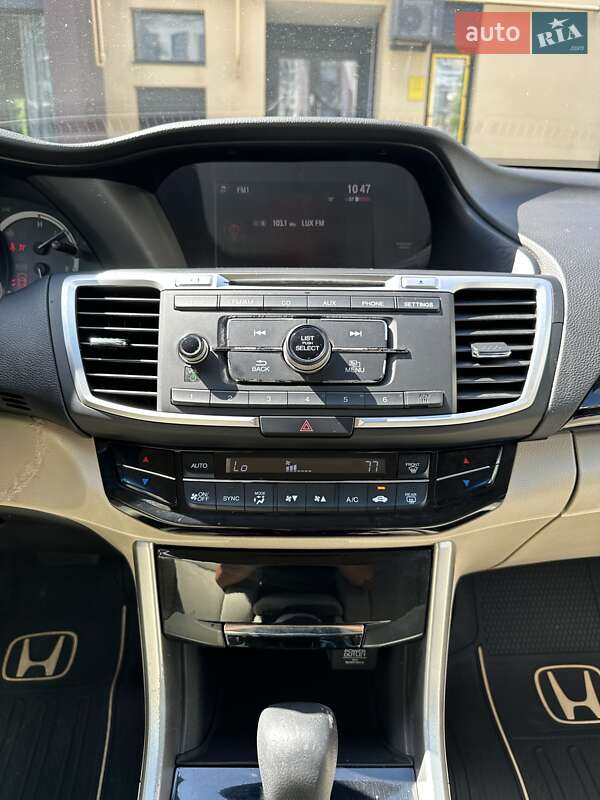Седан Honda Accord 2016 в Белогородке