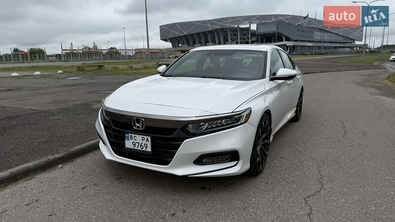 Седан Honda Accord 2018 в Львові