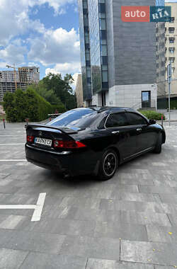Седан Honda Accord 2003 в 