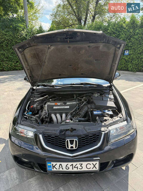 Седан Honda Accord 2003 в Киеве