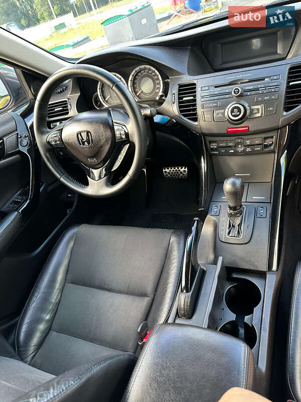 Седан Honda Accord 2008 в Киеве