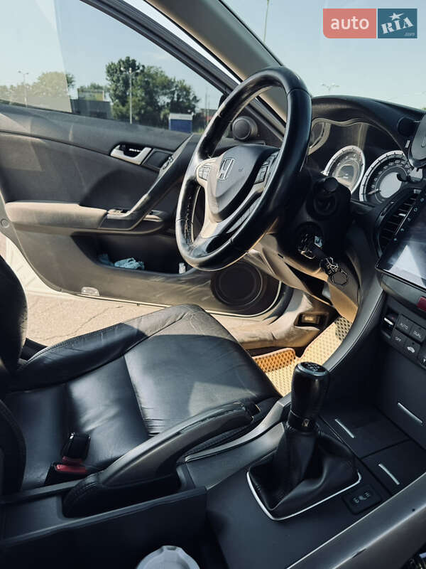 Седан Honda Accord 2010 в Одесі