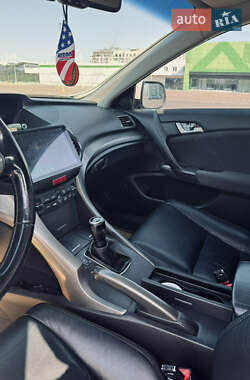 Седан Honda Accord 2010 в 