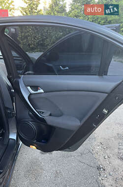 Седан Honda Accord 2010 в 