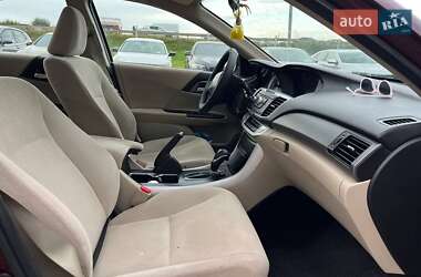 Седан Honda Accord 2013 в 