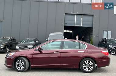 Седан Honda Accord 2013 в 