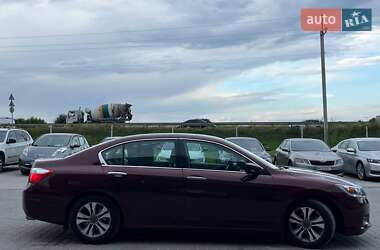 Седан Honda Accord 2013 в 