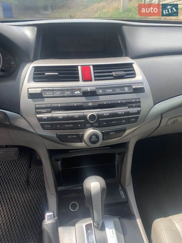 Седан Honda Accord 2008 в Звенигородке