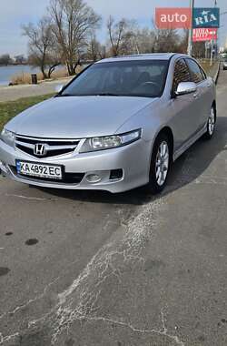 Седан Honda Accord 2006 в Киеве