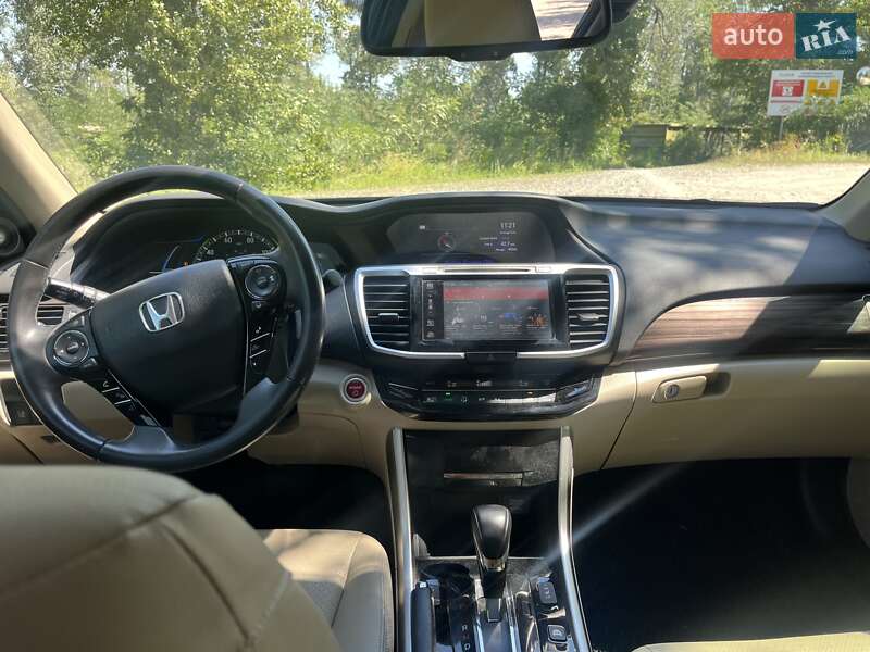 Седан Honda Accord 2016 в Кременчуці