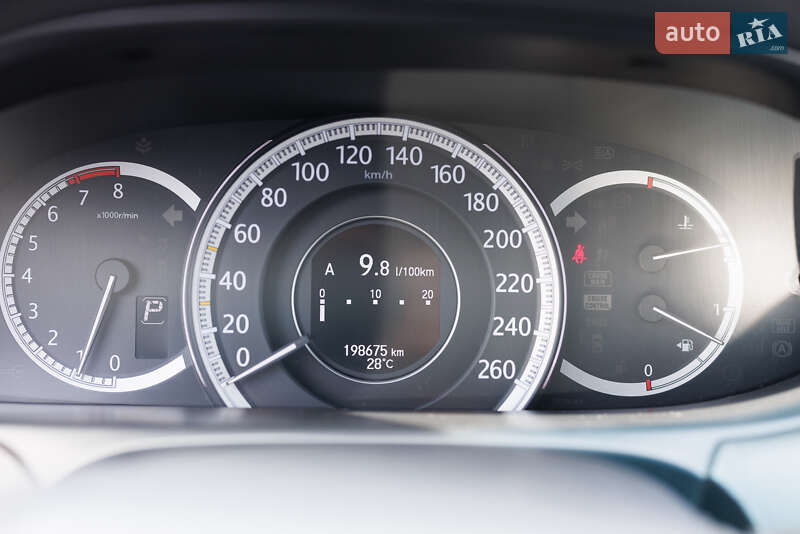 Седан Honda Accord 2013 в Киеве фото 10 Седан Honda Accord 2013 в Киеве