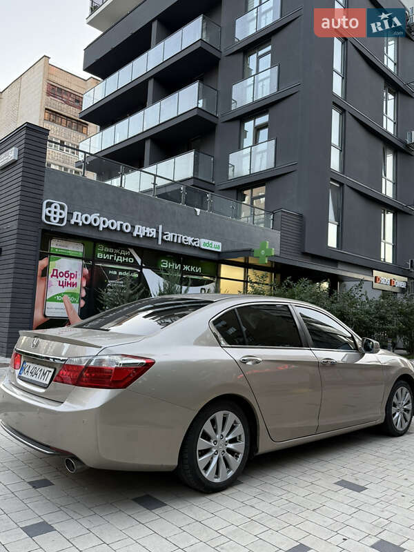 Седан Honda Accord 2013 в Вінниці