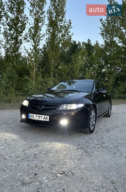 Седан Honda Accord 2004 в Днепре