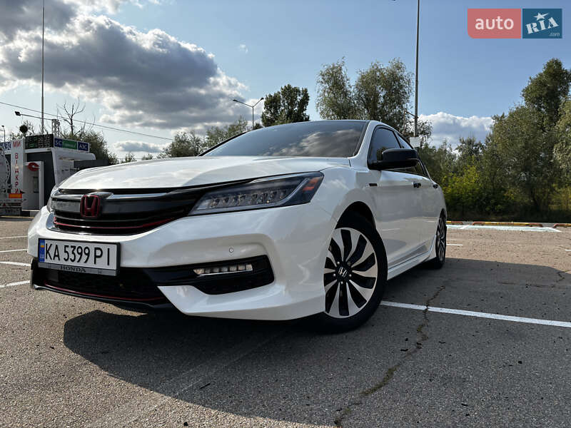 Седан Honda Accord 2017 в Києві
