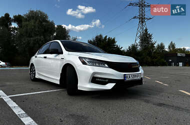 Седан Honda Accord 2017 в 
