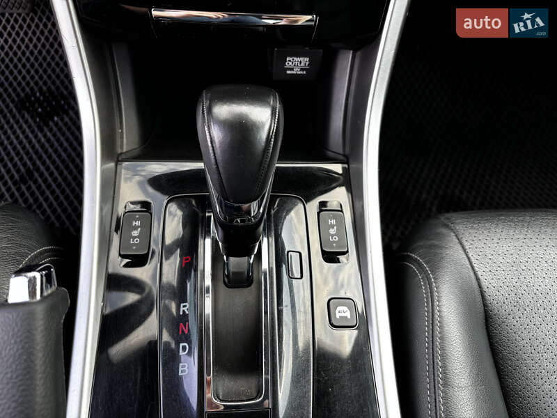 Седан Honda Accord 2017 в Києві