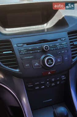 Седан Honda Accord 2011 в 