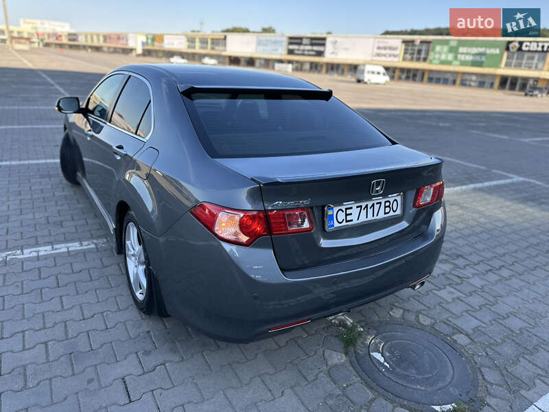 Седан Honda Accord 2008 в Чернівцях