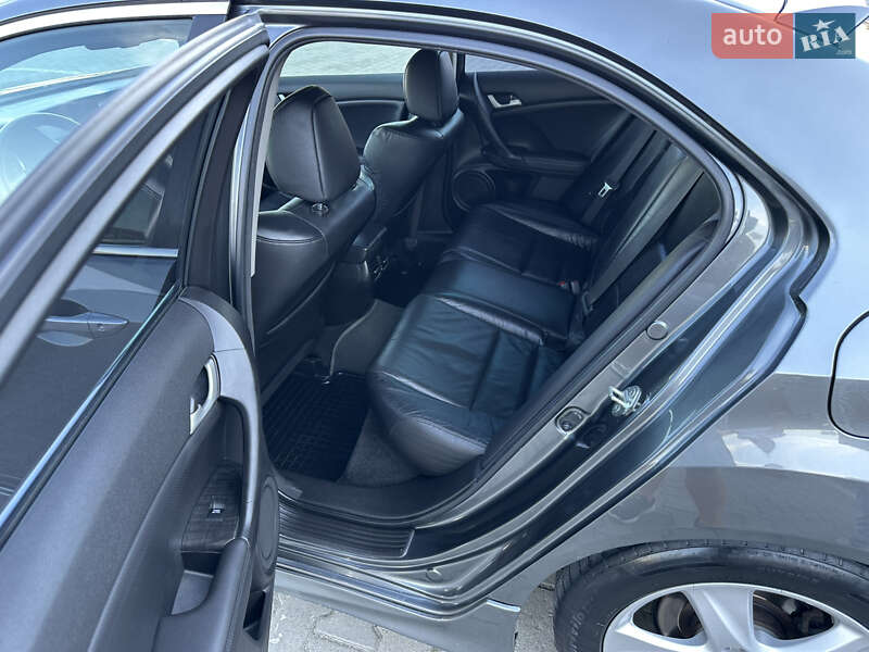 Седан Honda Accord 2008 в Чернівцях