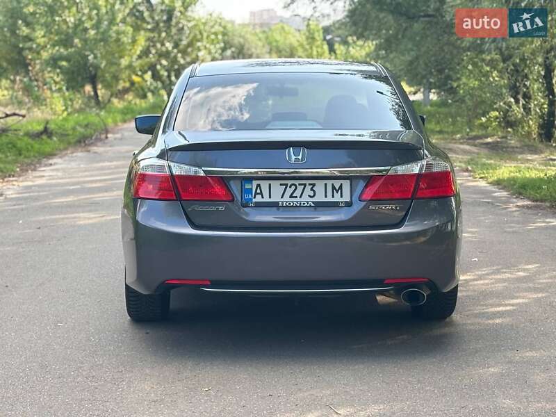 Седан Honda Accord 2014 в Киеве