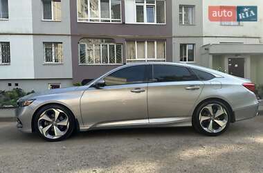 Седан Honda Accord 2019 в 