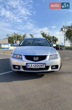 Седан Honda Accord 2004 в Киеве