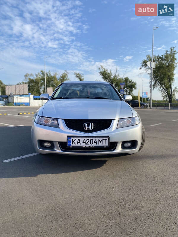 Honda Accord 2004