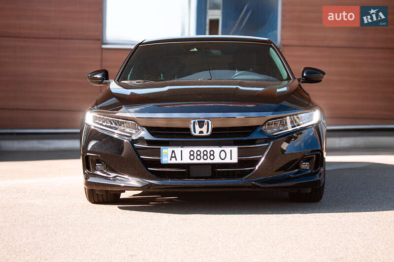Седан Honda Accord 2022 в Киеве