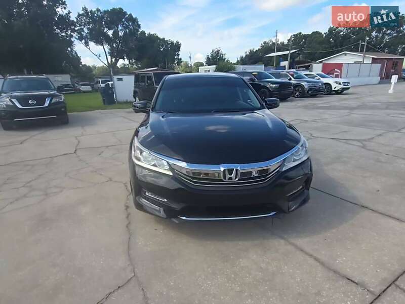 Седан Honda Accord 2017 в 
