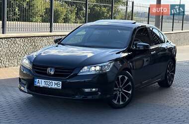 Седан Honda Accord 2013 в Києві