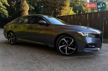 Седан Honda Accord 2018 в 