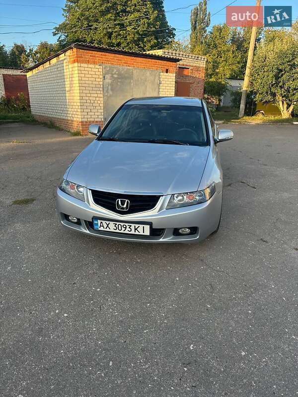 Седан Honda Accord 2004 в Люботині