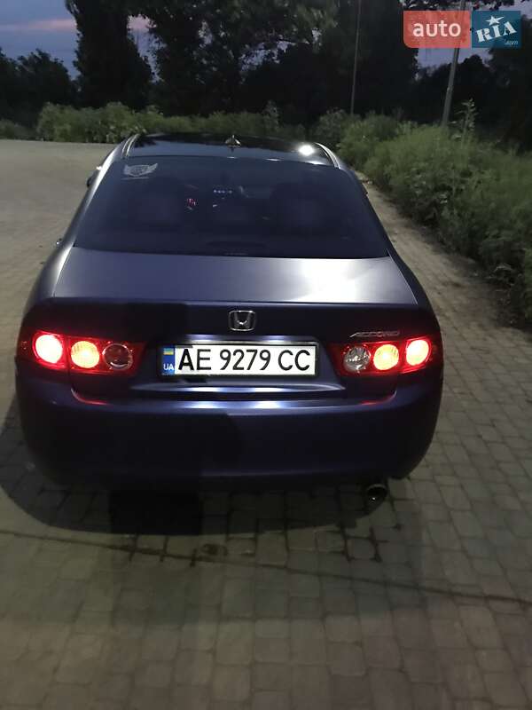 Седан Honda Accord 2005 в Першотравенську