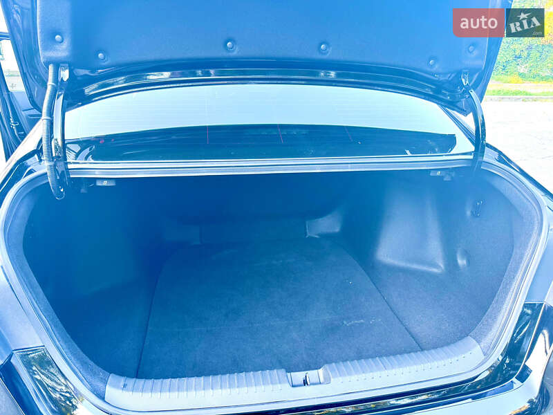 Седан Honda Accord 2024 в Києві