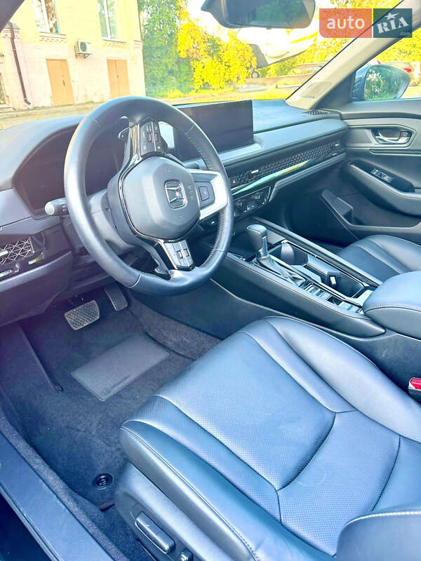 Седан Honda Accord 2024 в Києві