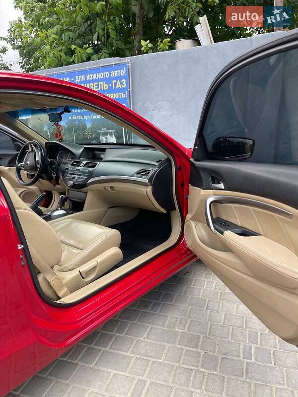 Купе Honda Accord 2008 в Балті