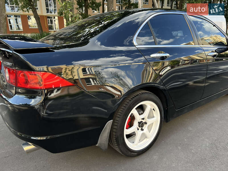 Седан Honda Accord 2006 в Києві